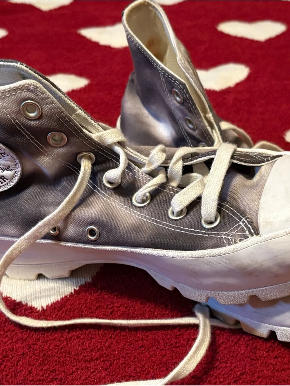 Converse closure toe style